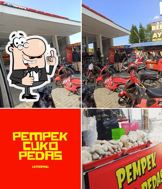 PEMPEK CUKO PEDAS
