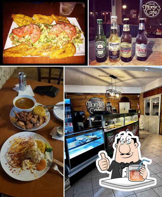 Monse's Cafe