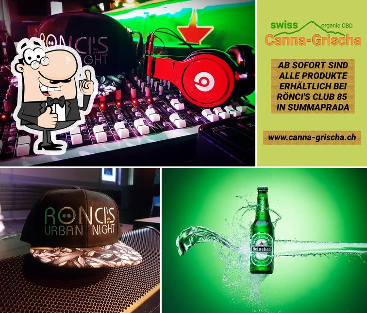 Sascha's Bar