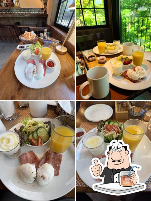 Shinkyo Inn / Hotel & Cafe Bar