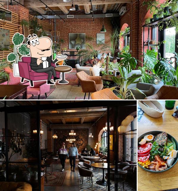 Забронируйте столик в "Солома Yard"