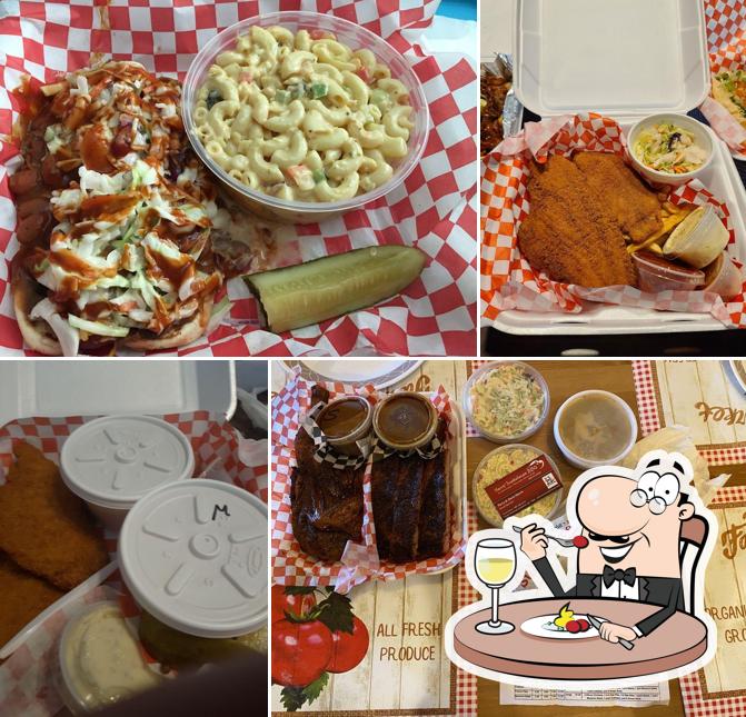 Harris' Smokehouse