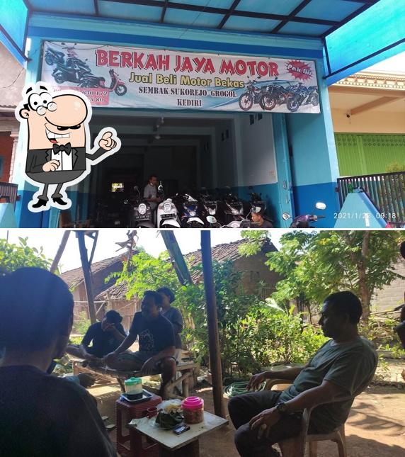 Warung Pak Akhad