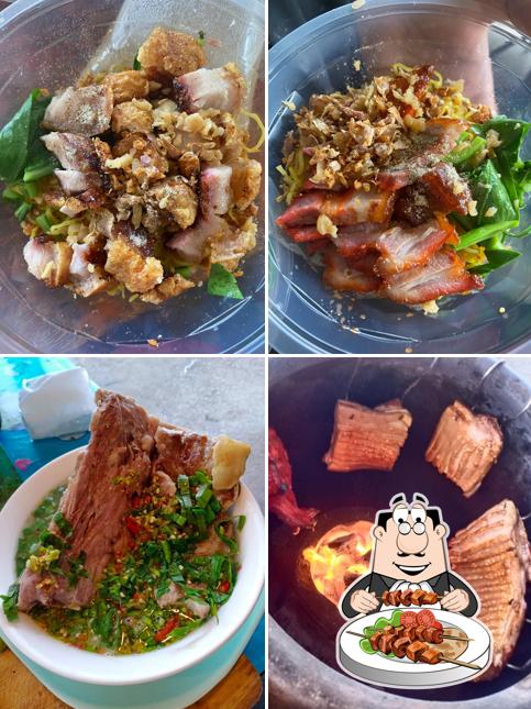 มีนข้าวขาหมู
