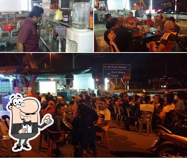 STALL BESI