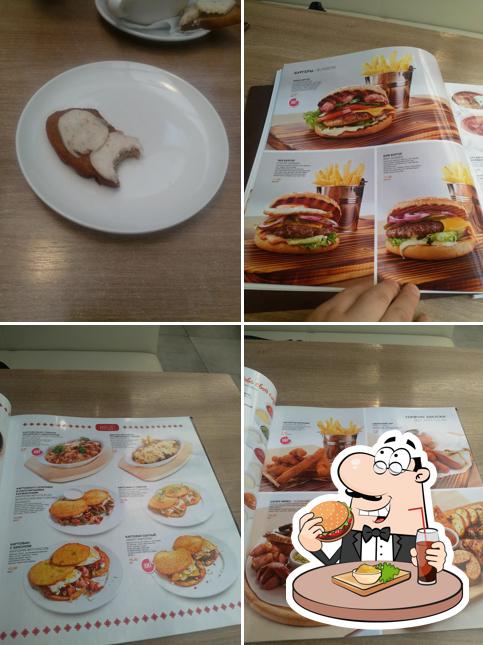 Попробуйте гамбургеры в "Pizza Smile"