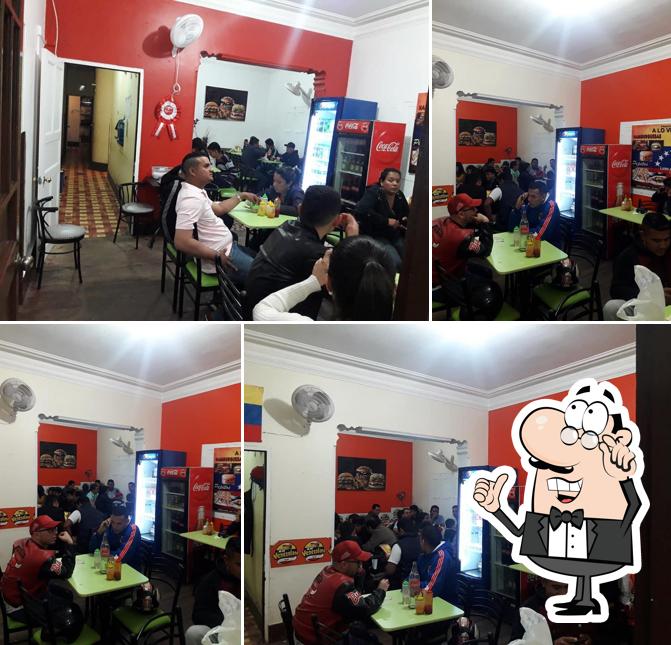 Restaurante Pepitos Burger A Lo Venezolano
