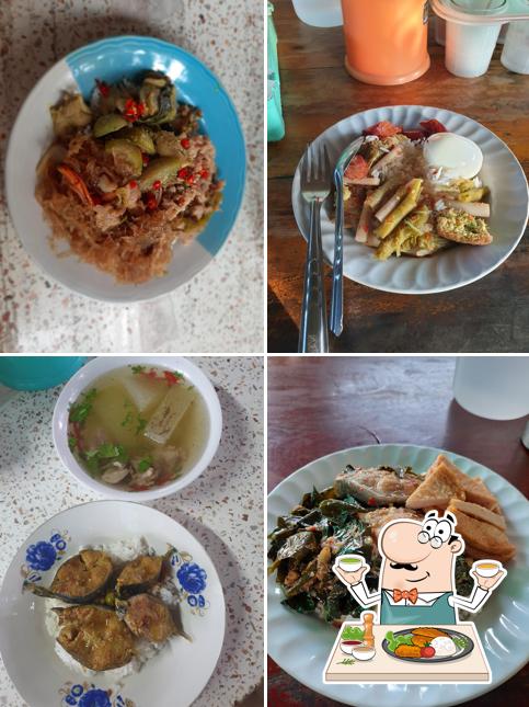 ร้านข้าวแกงเจ๊เสียง 30 บาท