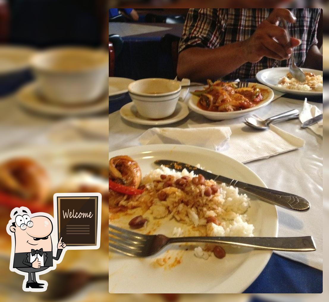 Tres Latino Restaurant