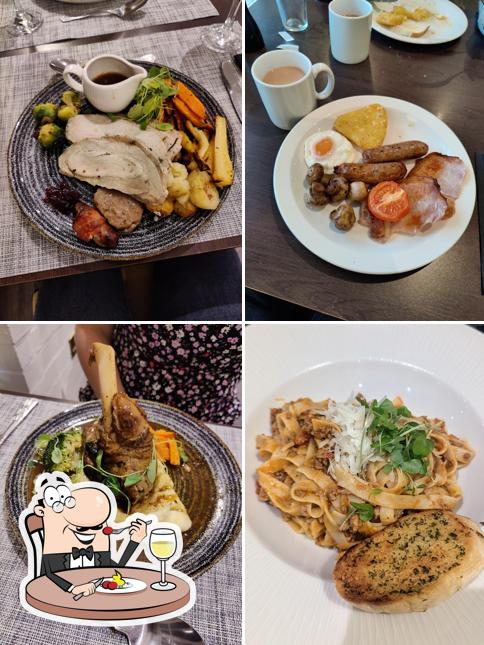 CLARENDON RESTAURANT