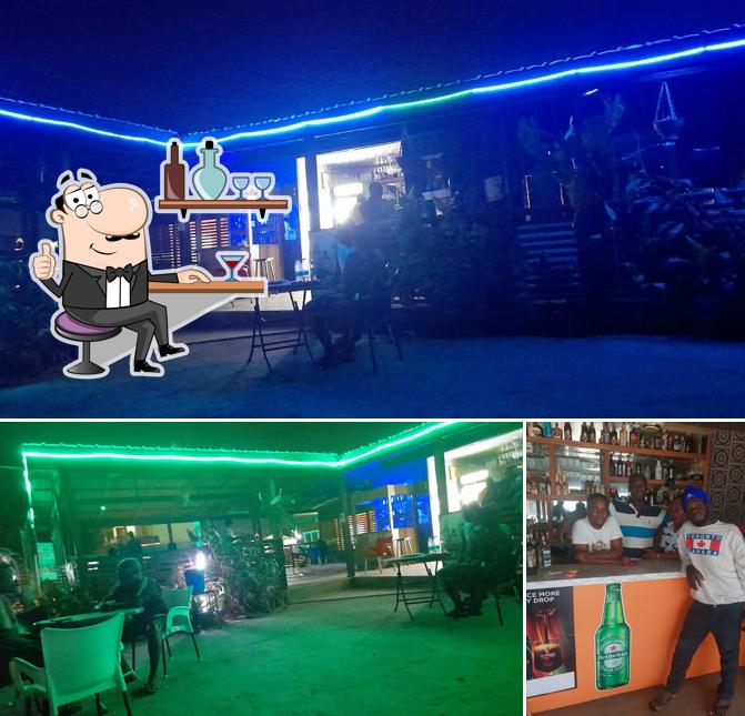 Old Boys Bar