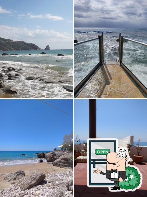 Black Rocks Seaside Restaurant