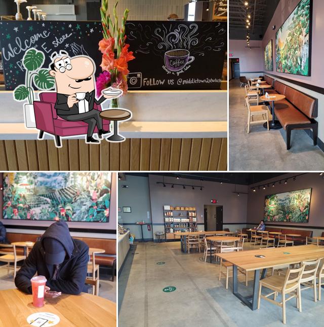 Starbucks, Middletown Rt. 211