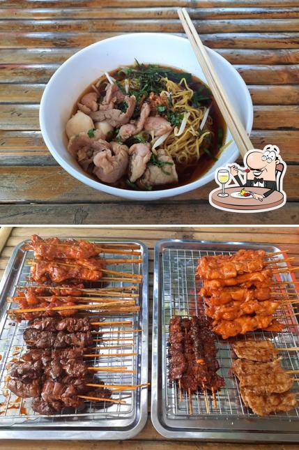 ร้านก๋วยเตี๋ยวหมูเลียงส้มตำไก่ย่าง