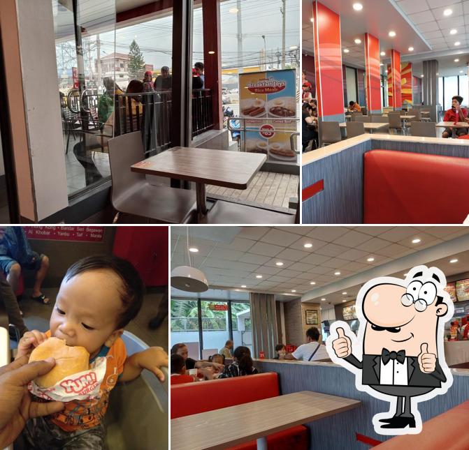 Jollibee - Manggahan, General Trias City