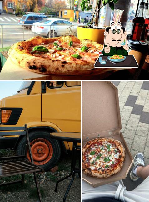 Еда в "Pizza Truck Napoletana"