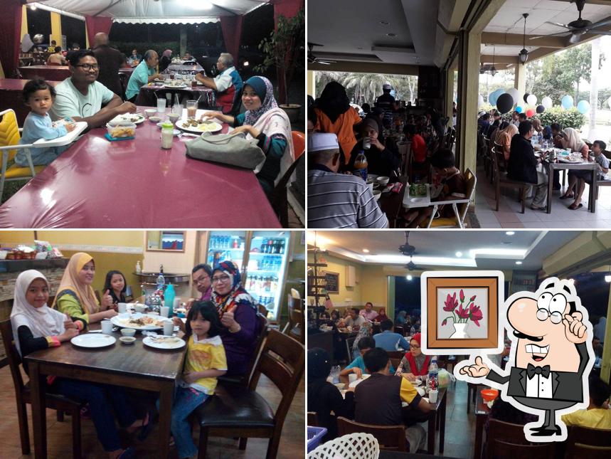 D'Arab Cafe Bukit Raja (Arabic Food)