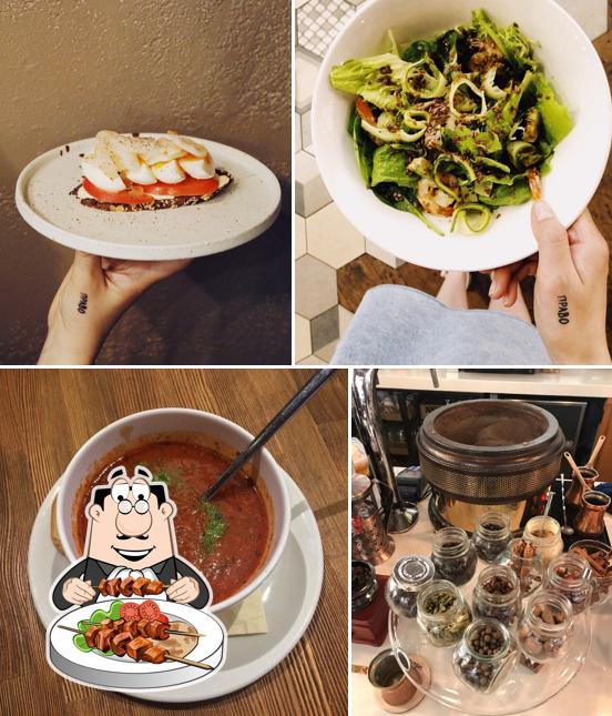 Блюда в "Zest Coffee & Wine"