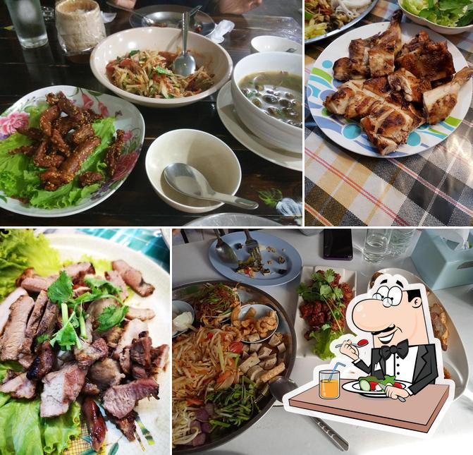 Porntip Gai Yang Wat Jaeng