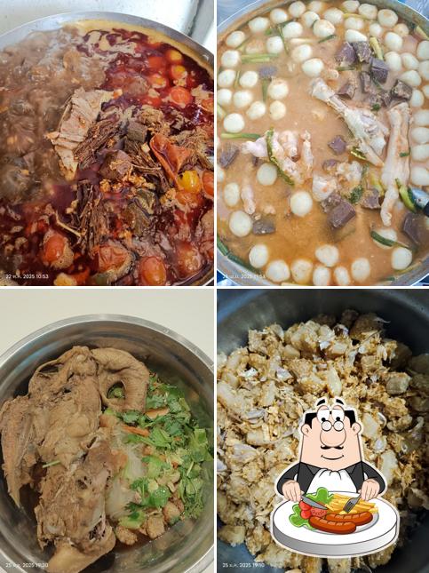 บ้านเขียวก๋วยเตี๋ยวโครงไก่