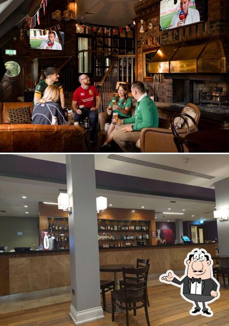 Hunter’s Bar