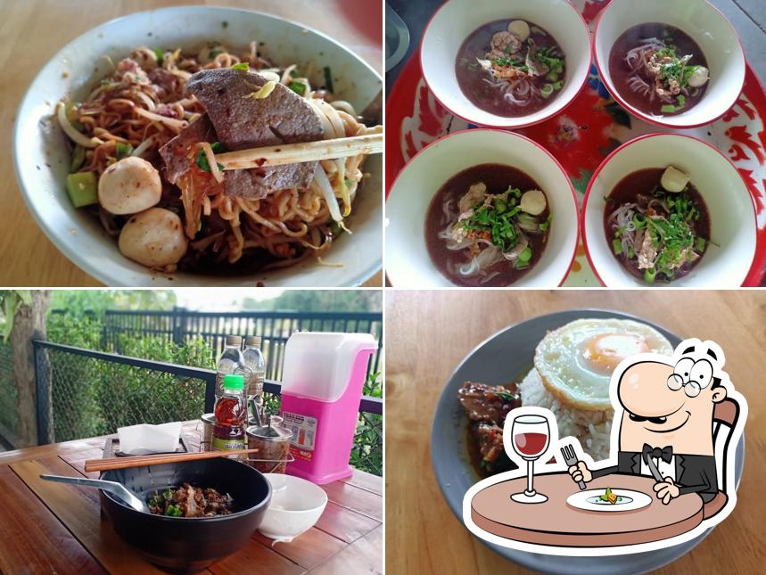 ก๋วยเตี๋ยวเรือบ้านตัล