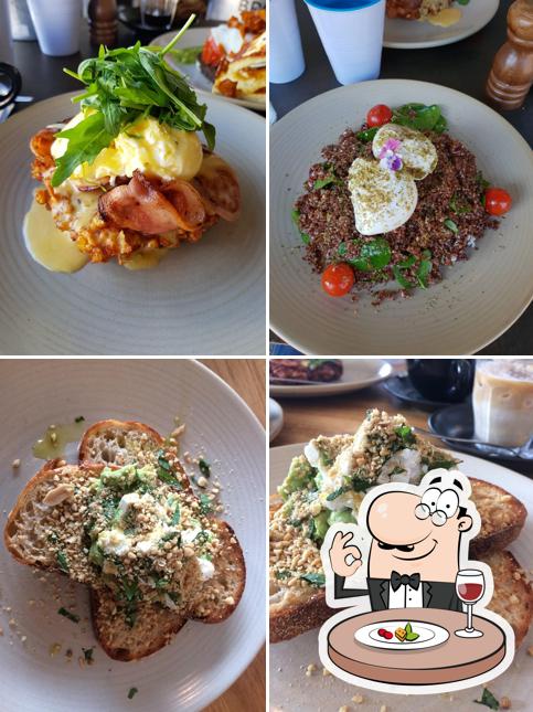 Grey Grus Cafe