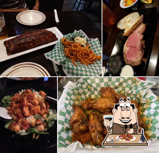 Packy's Sports Grill