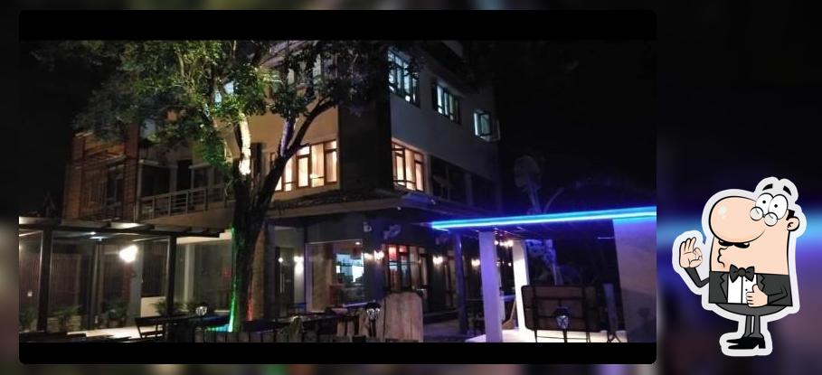 Club House 94