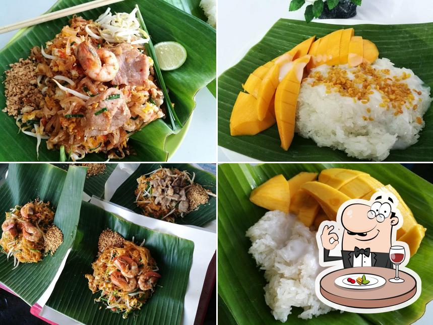 ผัดไทยโบราณนครสวรรค์ ตลาดห้าแยก