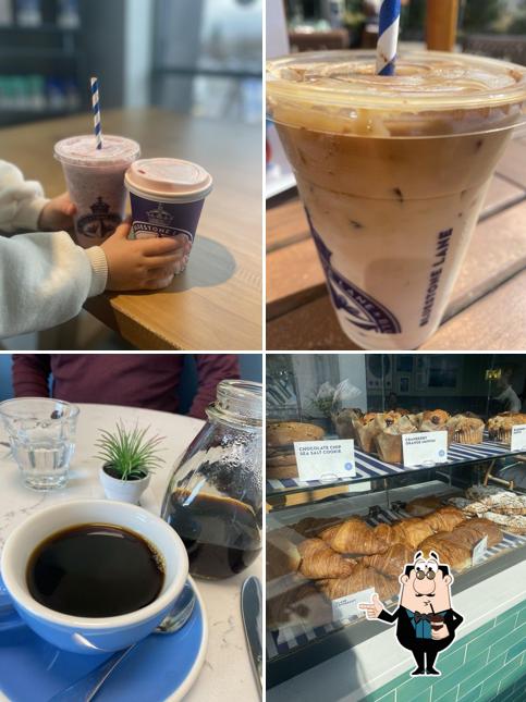 Bluestone Lane Cafe - Bergen Town Center