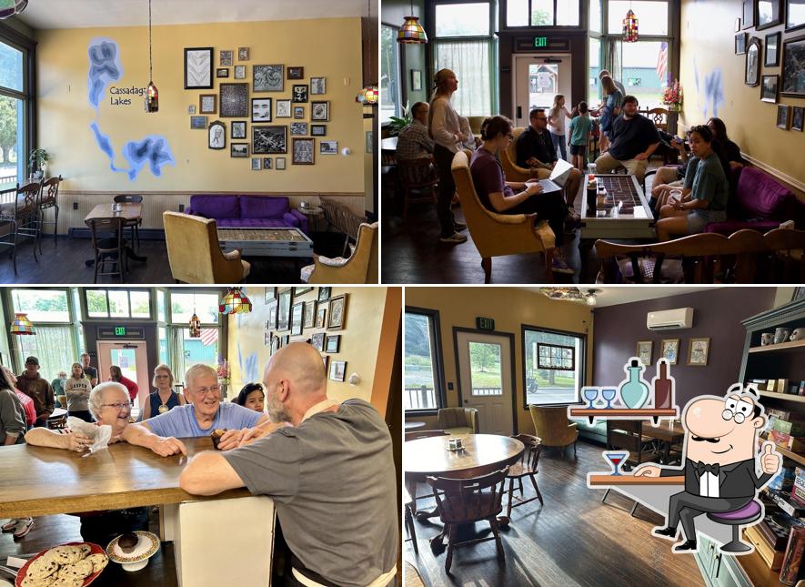 3 Lakes Cafe