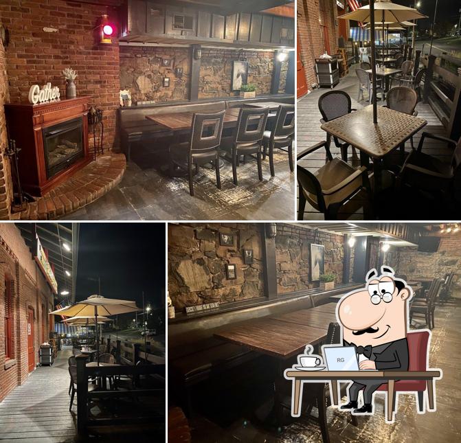 Plan b Burger Bar - Simsbury