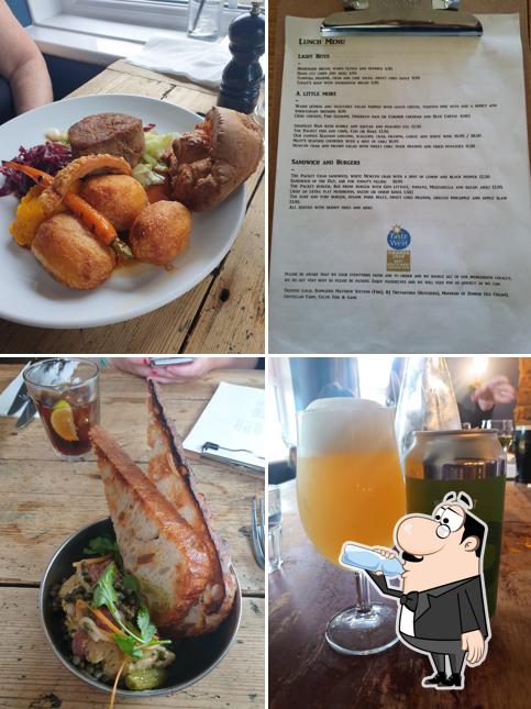 The Packet Inn