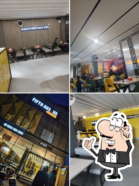 Fifth Avenue Pizza - Bahawalnagar
