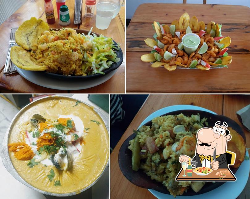 Playa Mar: Restaurante - Cevichería