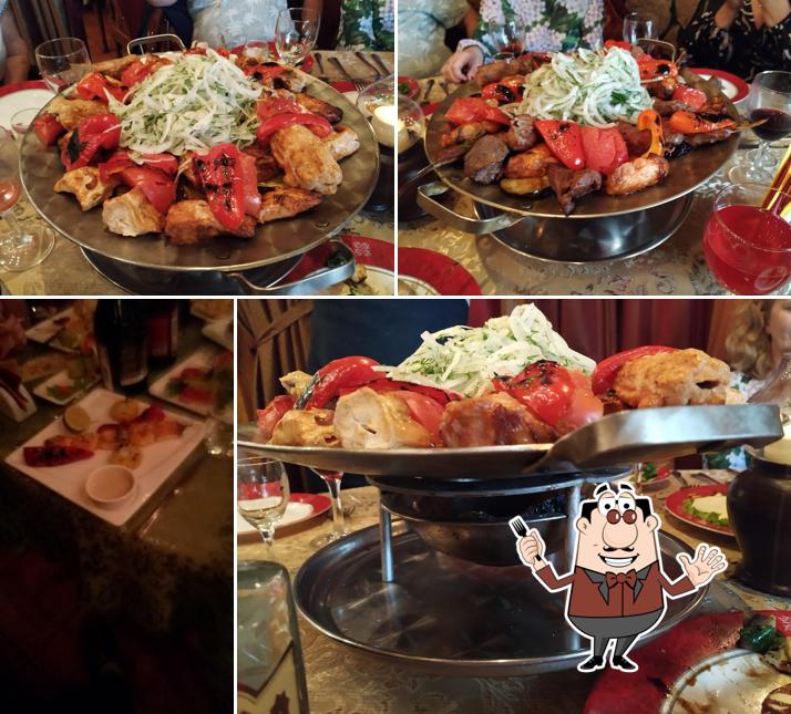 Еда в "Звезде Востока"