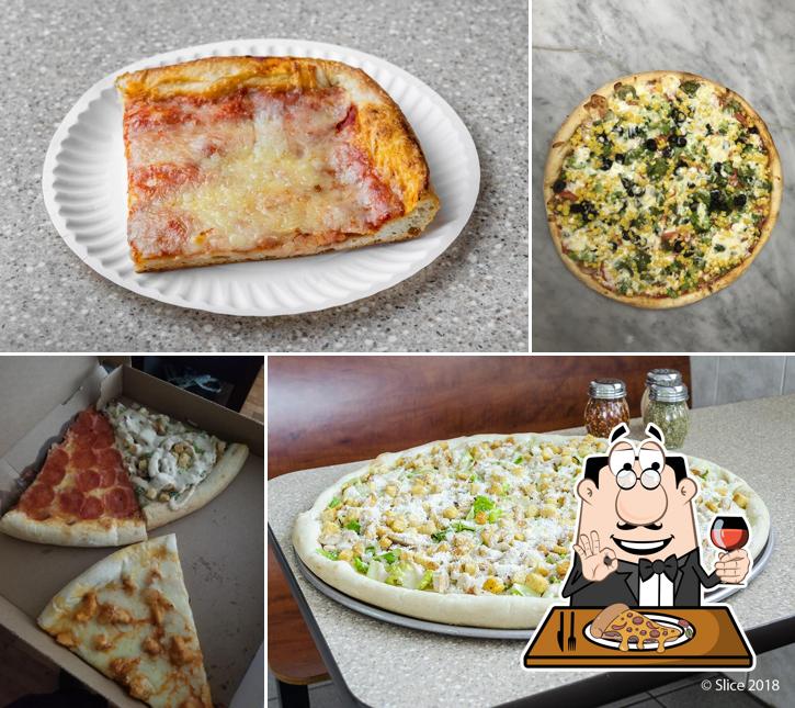 Campus Pizza Gyro