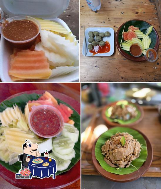 Rujak Ngempet Elor Banyumulek