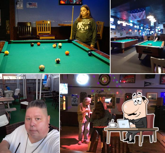Ashley's Pub Haus