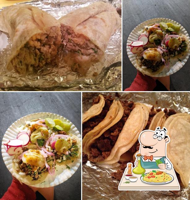 Tacos El Pollo (Restaurant)