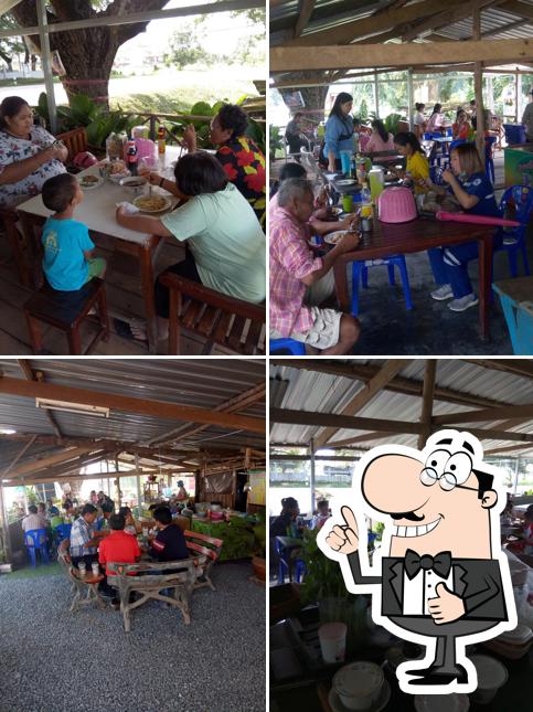 ก๋วยเตี๋ยวเป็ดร้องเพลง อาหารตามสั่ง@ คลองหาด