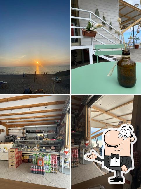 Bar Tortuga coffee and food