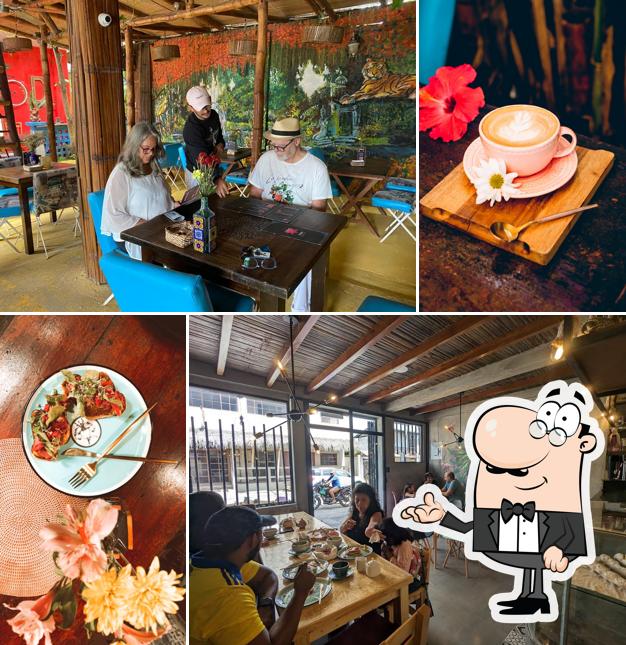 Hana Coffee & Brunch Cocina Libre