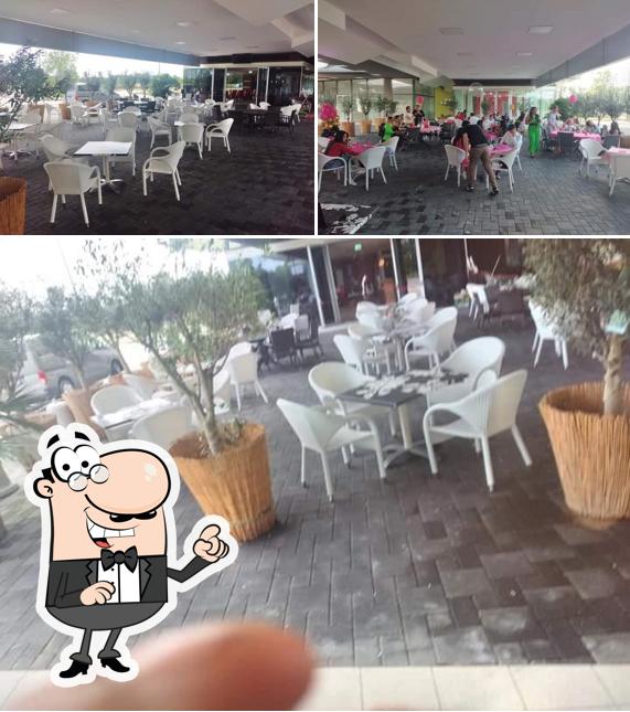 American Bar Grill & Restaurant