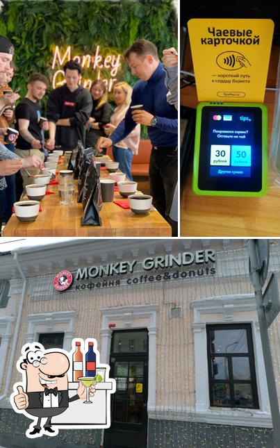 Monkey grinder