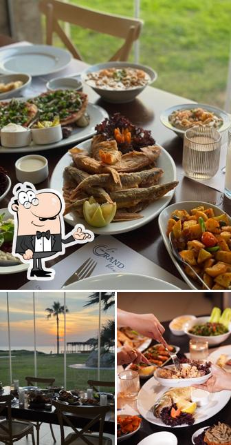Le Grand Bleu Restaurant