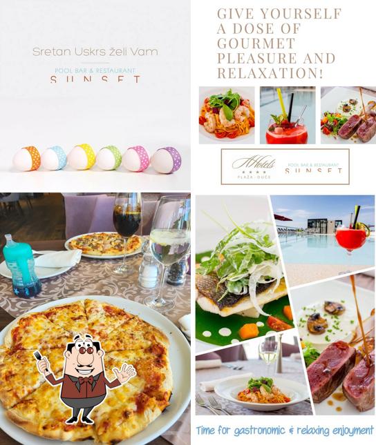 Pool bar & a la carte restaurant Sunset Duće