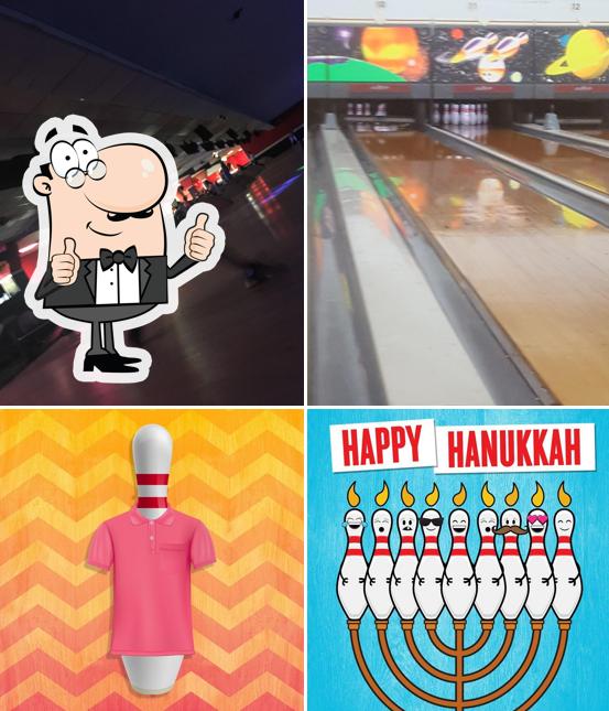 AMF River City Lanes