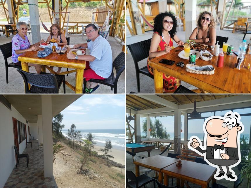 Hostal & Restobar Bamboo Breeze